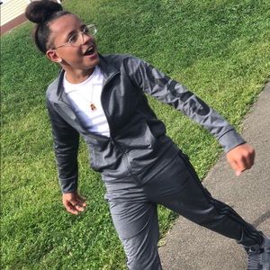 Meet your Posher, Xavier